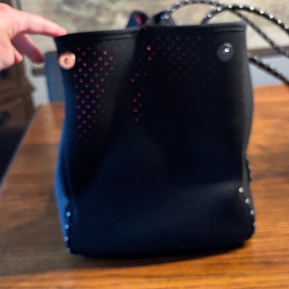 Parker & Hyde Black and Pink Tote Bag - Picture 7 of 12